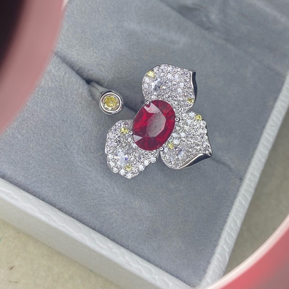 Unique Designer Natural Myanmar Ruby Ring - Picture 9 of 15